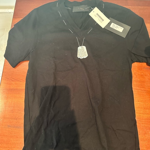 Linder Darby V Neck Dog Tag Black T Shirt - Picture 6 of 7